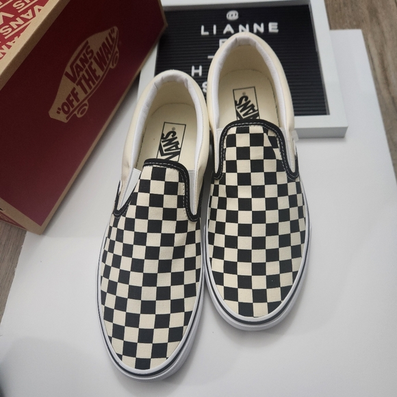 VANS CLASSIC SLIP-ON CANVAS SHOES - Picture 6 of 8